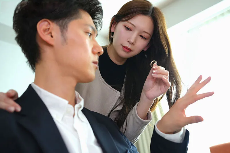 Bà xã đi đi giã ngoại, ông xã ở nhà bị nhỏ em người vợ gạ phang không trượt phát nào